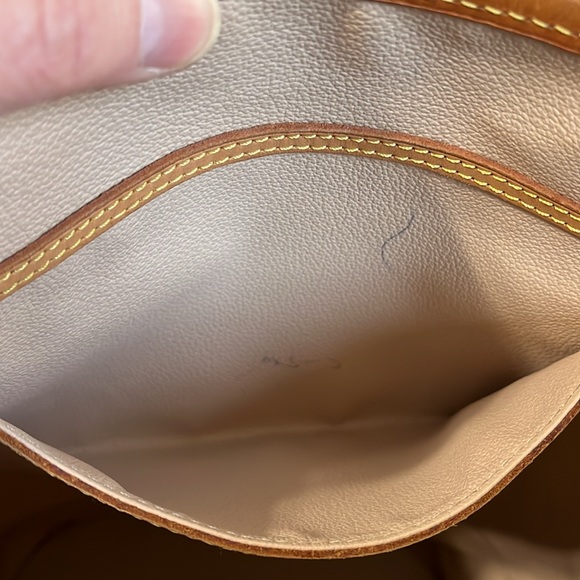 EUC Louis Vuitton Vintage Bucket Bag withh Dustbag! - Picture 10 of 14